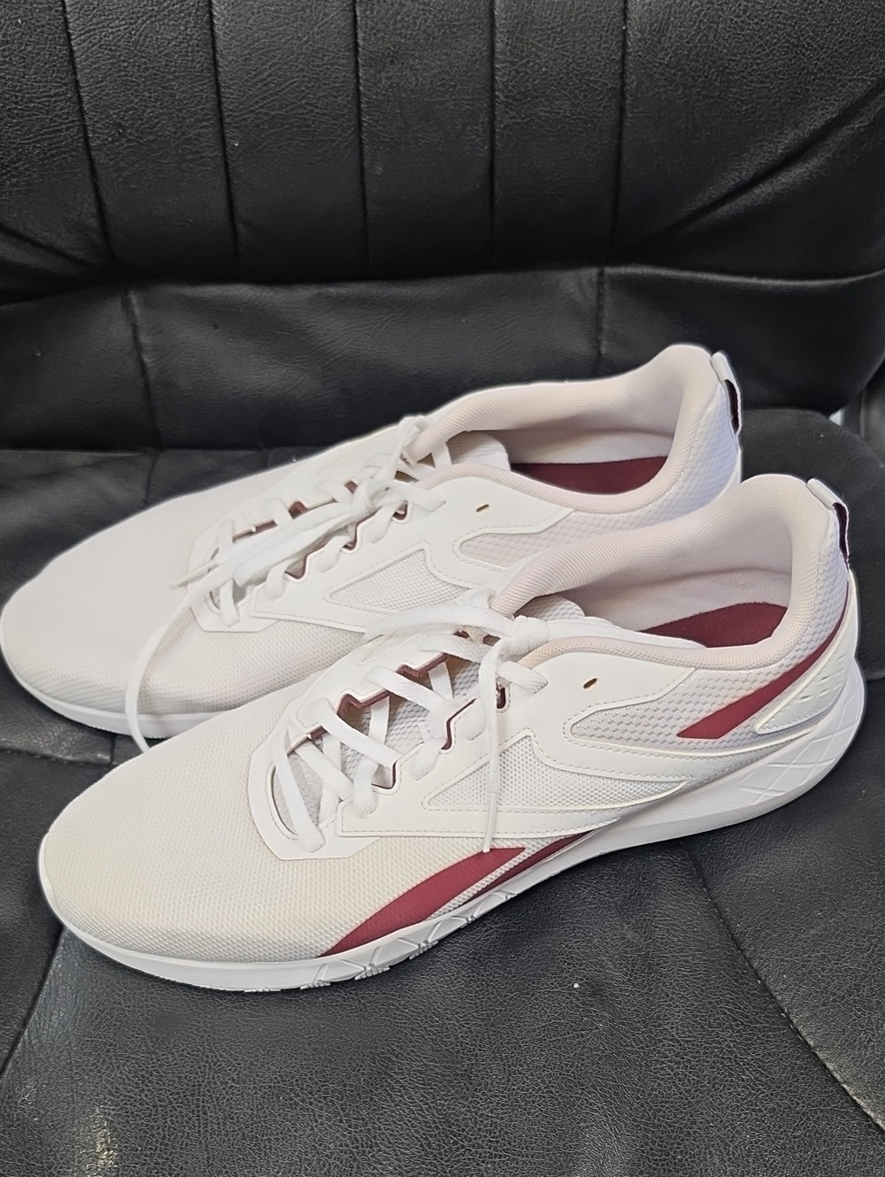 Reebok Men's White and Maroon Low-Top Sneakers